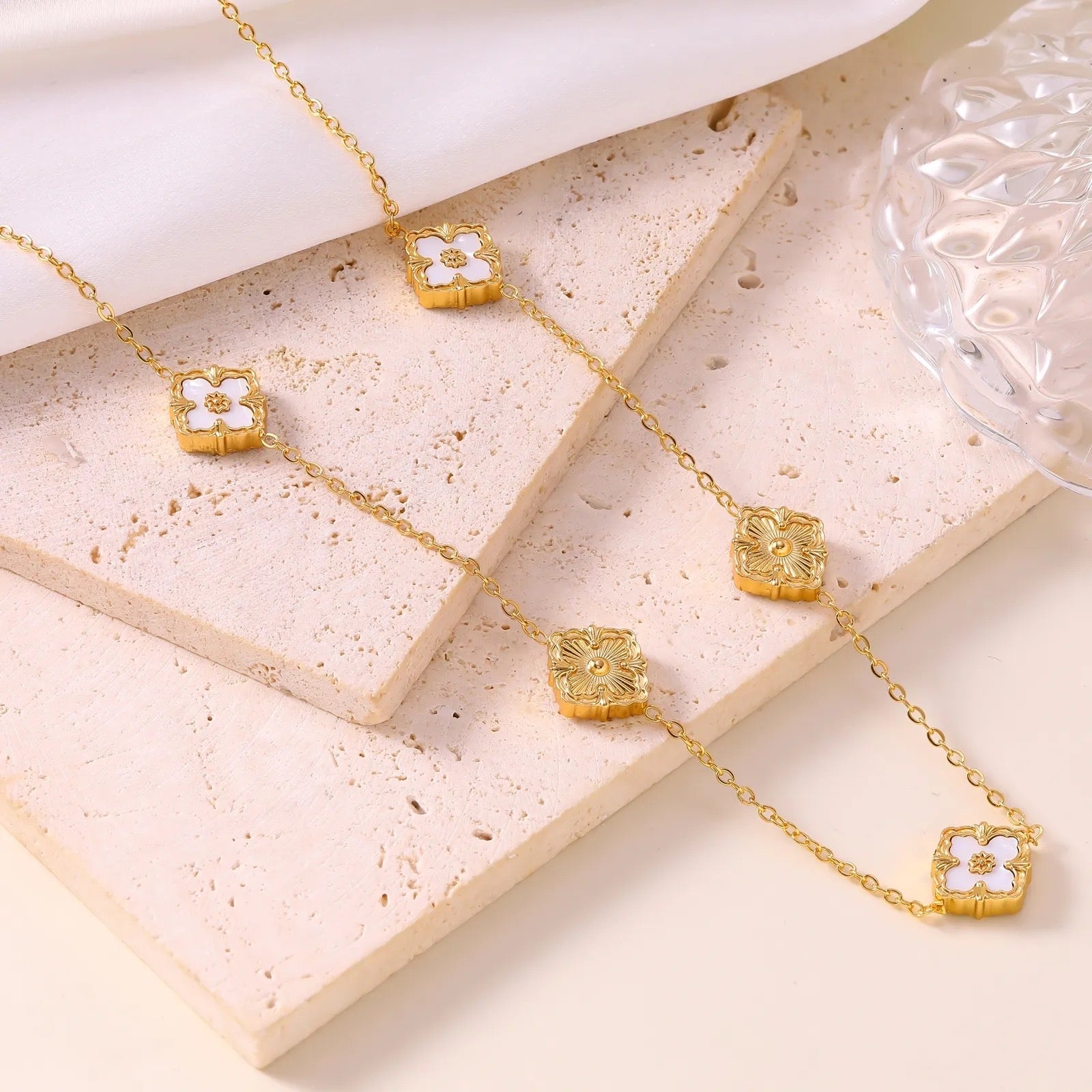 Oversized Gold Textured Leaf Pendant Paperclip Chain Necklace