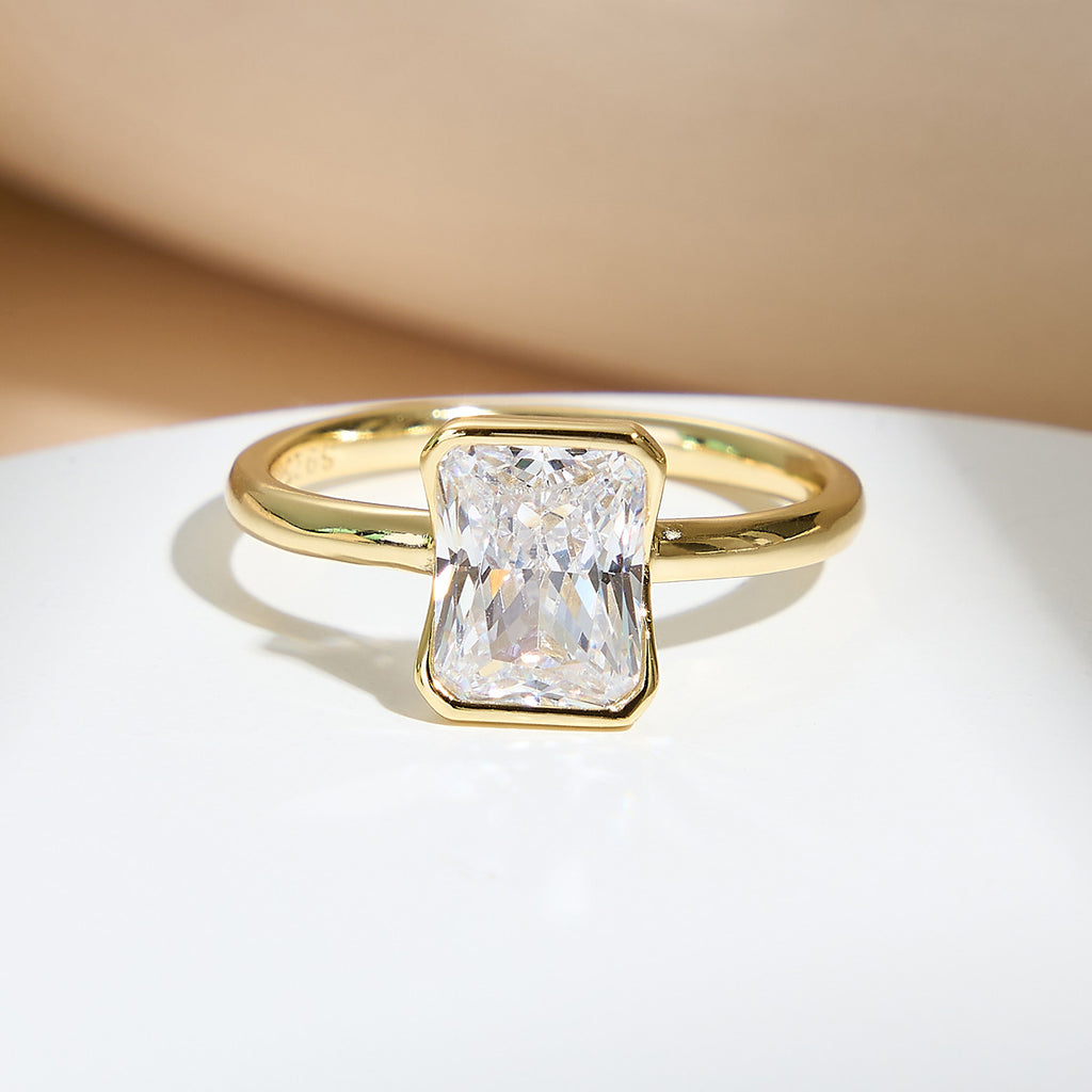 Emerald Cut CZ Bezel Solitaire Ring SIze 8 2 CT